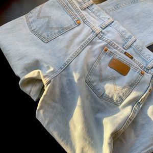 Men’s Wrangler Slim Straight Cowboy Cut Jeans 34-32